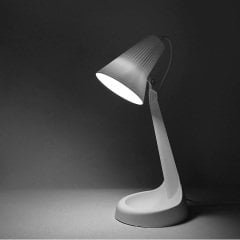 Kuzey Masa Lambası / Abajur Beyaz Hareketli Başlık